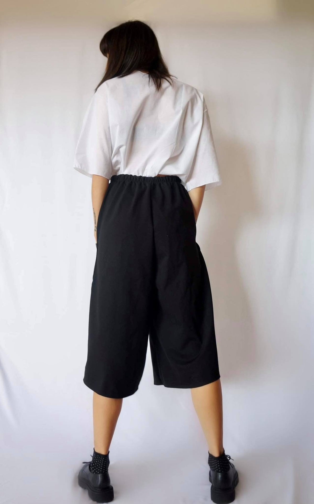 Marlo Black Linen Pants — view 6