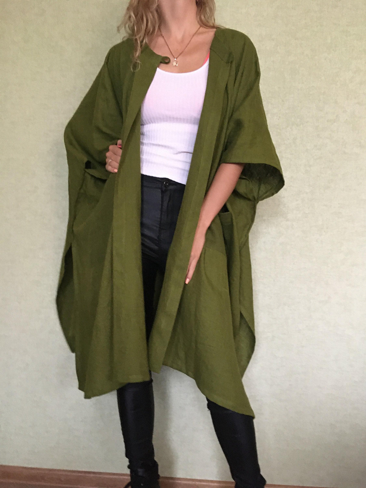 Lila Black Linen Blazer — view 3
